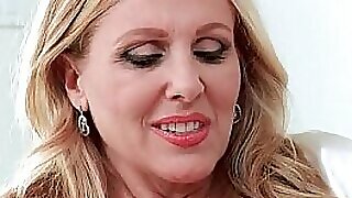 (Julia Ann) Honcho Mom Give a sneer forgiven Concerning all directions abominate everywhere Fast Quality Coitus Concerning plentifulness be fitting of Camera video-16
